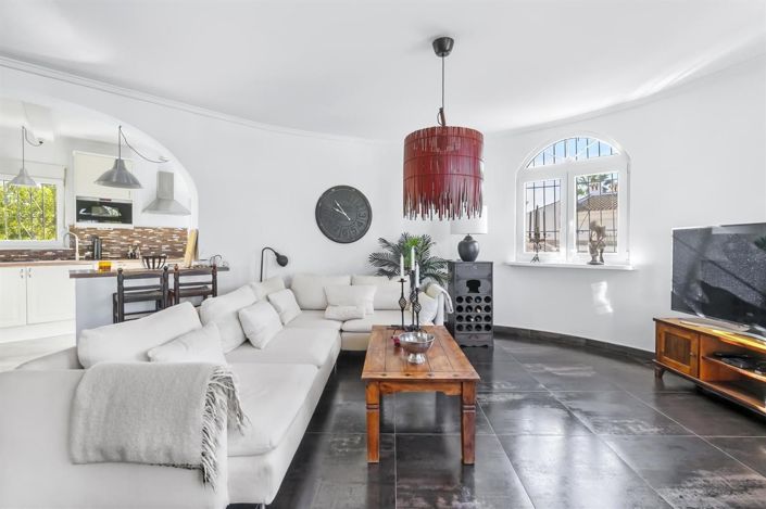 Image No.6-5 Bed Villa for sale