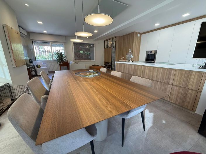 Image No.8-Villa for sale