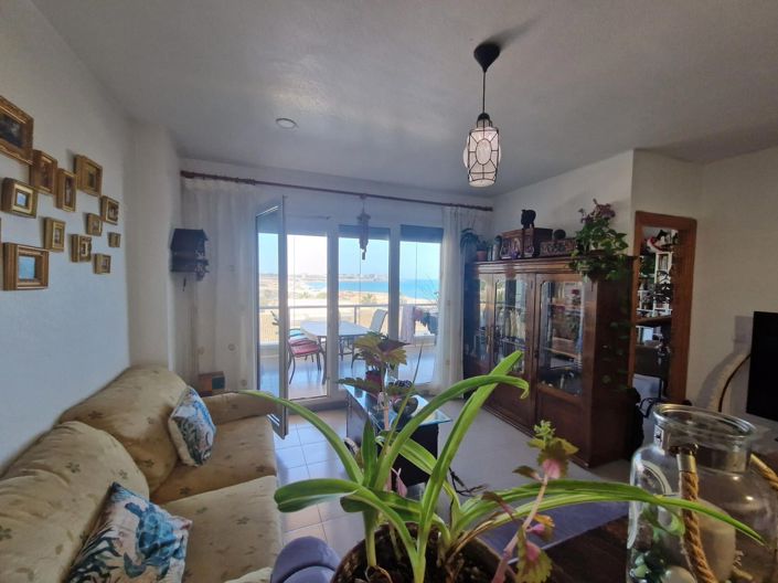 Image No.10-3 Bed Apartment for sale