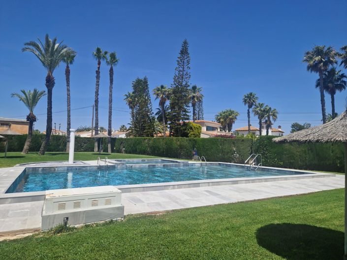 Image No.42-3 Bed Apartment for sale