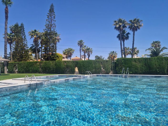 Image No.44-3 Bed Apartment for sale