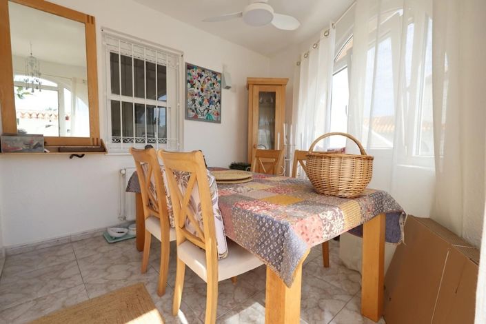 Image No.9-Villa de 4 chambres à vendre à Orihuela Costa