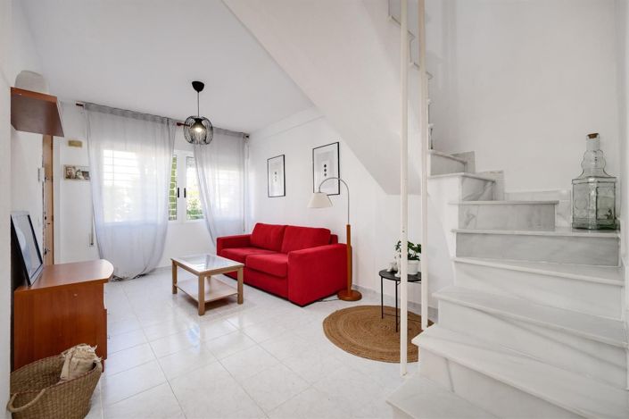 Image No.15-3 Bed House for sale