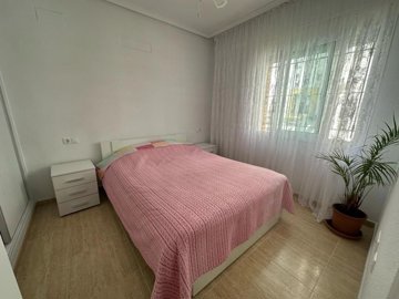 21944539