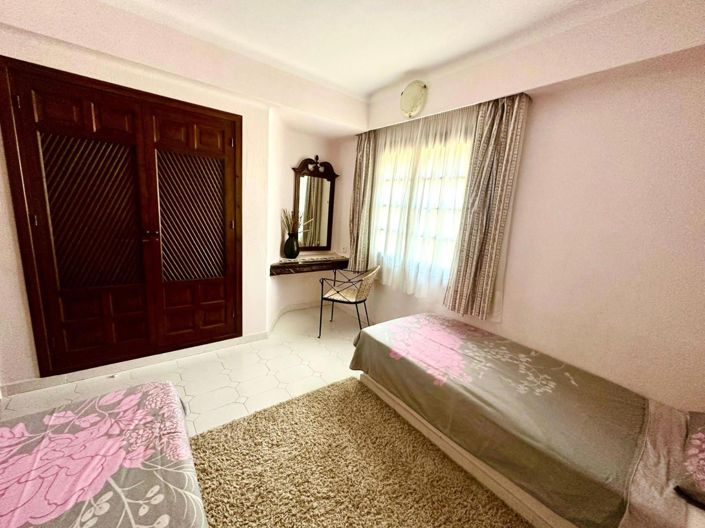 Image No.14-3 Bed Apartment for sale