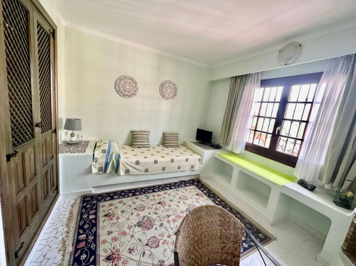 Image No.19-3 Bed Apartment for sale