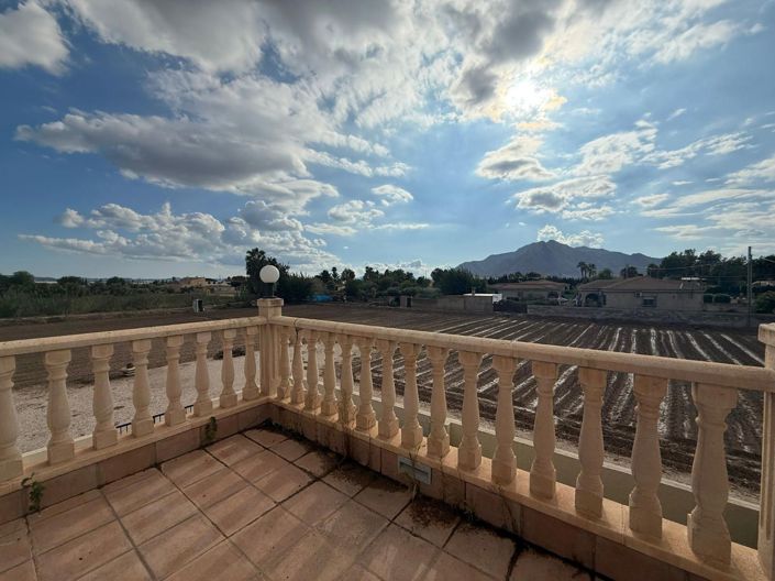 Image No.2-3 Bed Villa for sale