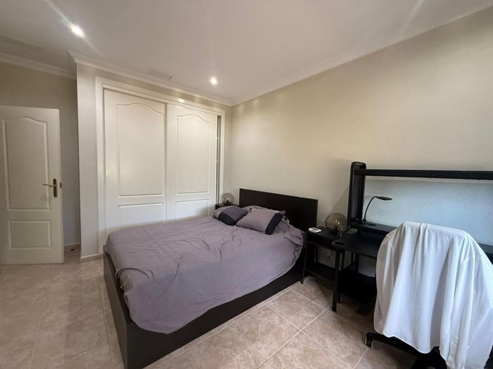 Image No.20-3 Bed Villa for sale