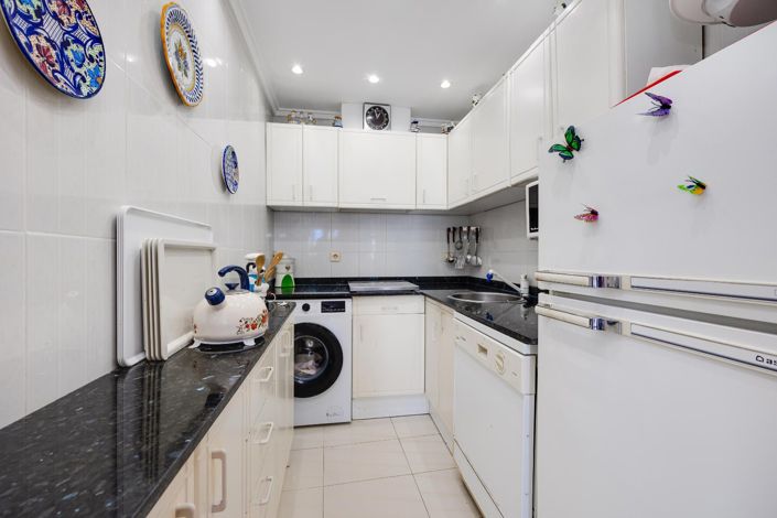 Image No.13-1 Bed Apartment for sale