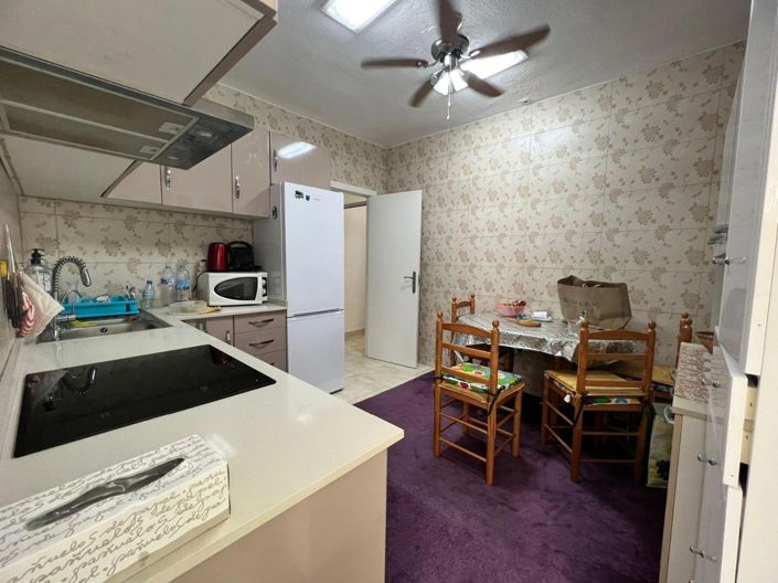 Image No.15-4 Bed Apartment for sale