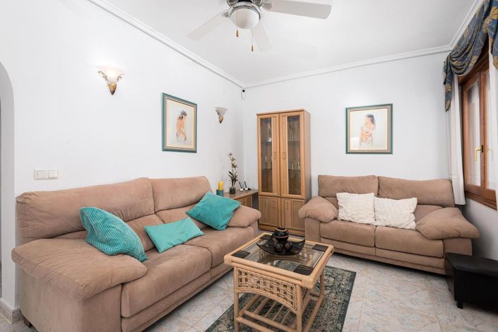 Image No.10-4 Bed Villa for sale