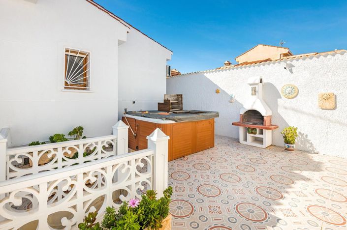 Image No.14-4 Bed Villa for sale