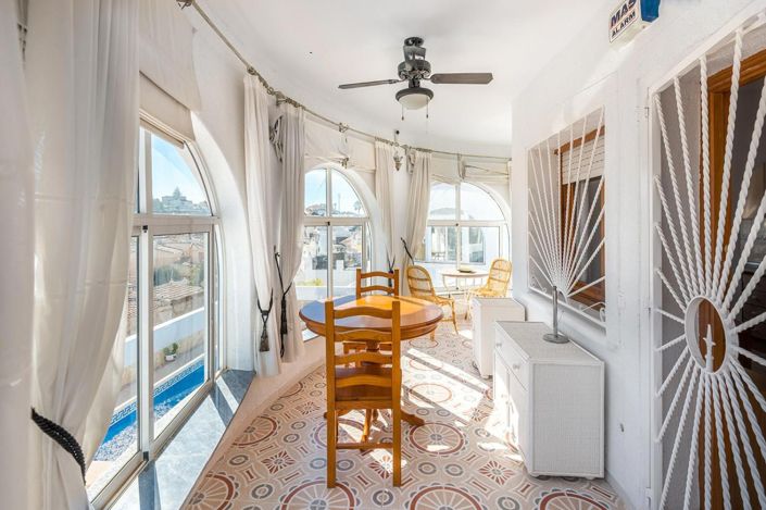 Image No.19-4 Bed Villa for sale