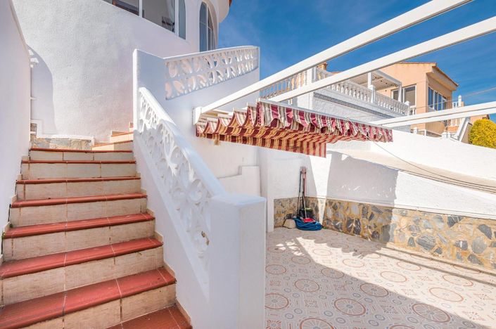 Image No.57-4 Bed Villa for sale