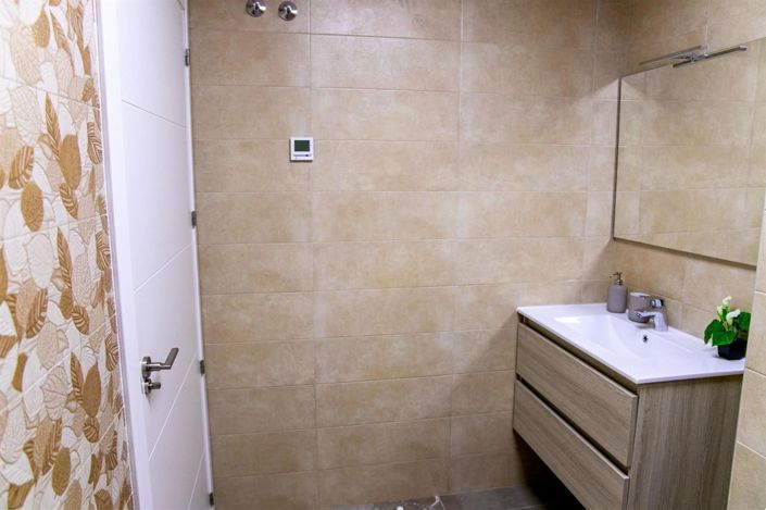 Image No.17-2 Bed Apartment for sale