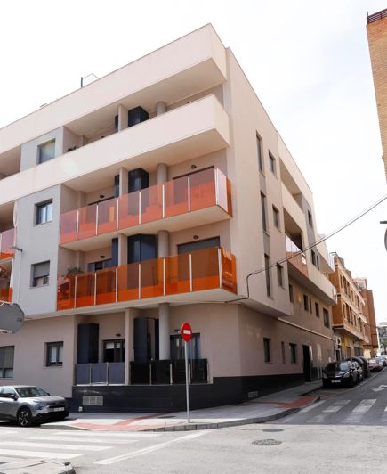 Image No.2-Appartement de 2 chambres à vendre à Torrevieja