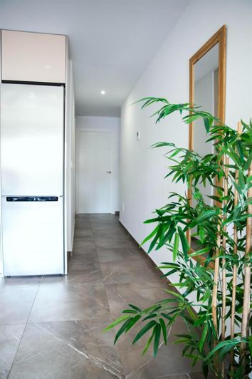 Image No.30-2 Bed Apartment for sale