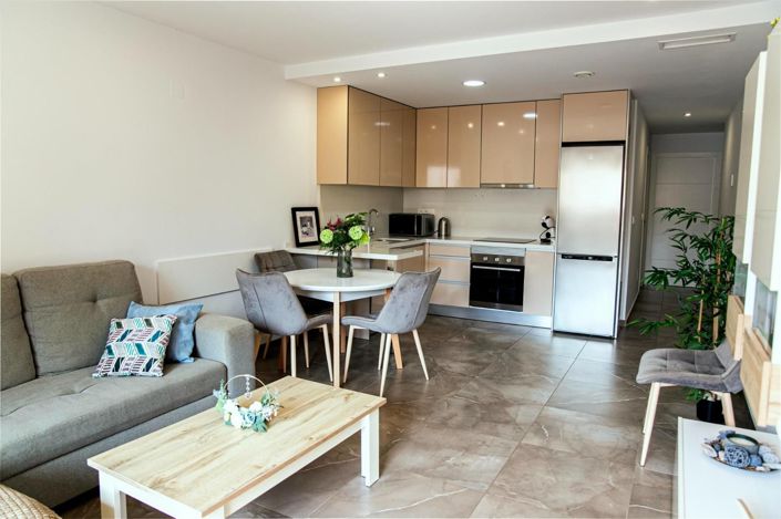 Image No.33-2 Bed Apartment for sale