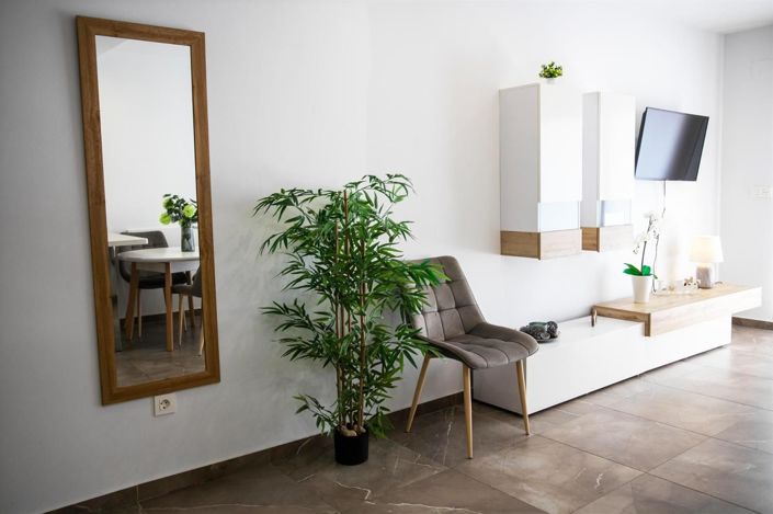 Image No.37-2 Bed Apartment for sale