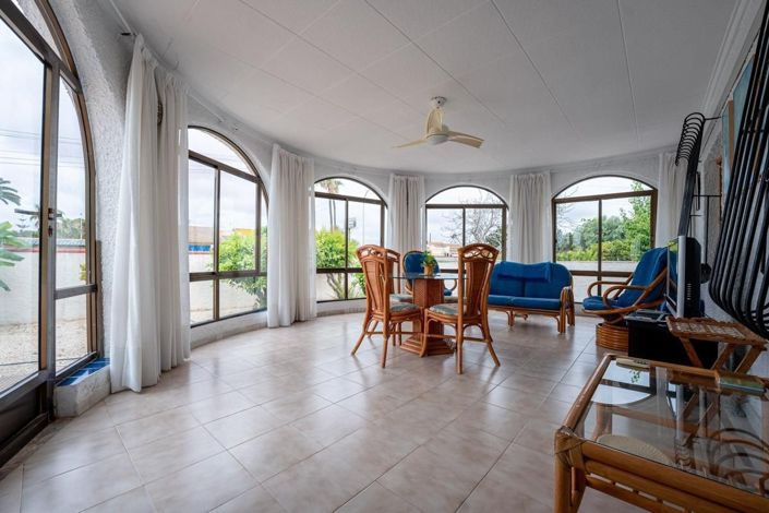 Image No.5-3 Bed Villa for sale