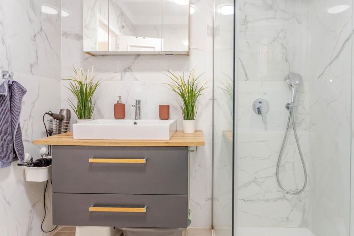 Image No.17-2 Bed House for sale