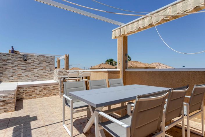 Image No.20-2 Bed House for sale