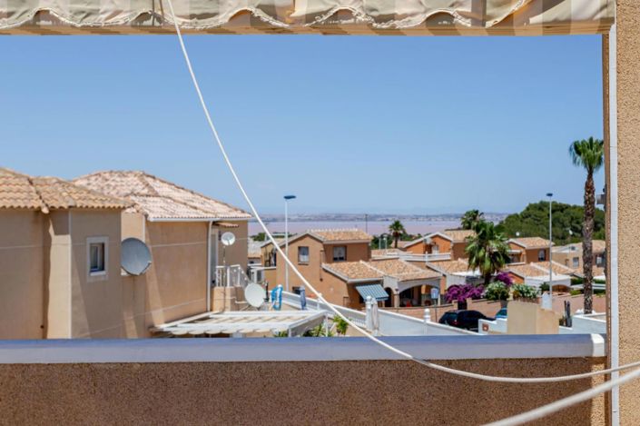 Image No.21-2 Bed House for sale