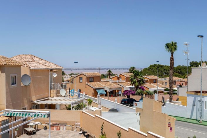 Image No.26-2 Bed House for sale