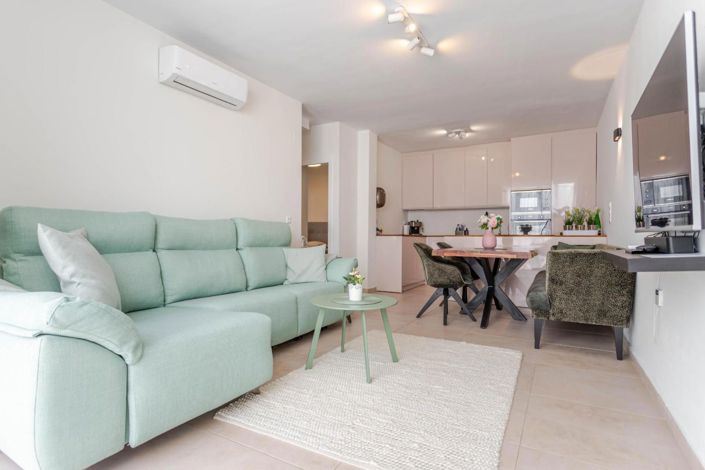 Image No.3-2 Bed House for sale