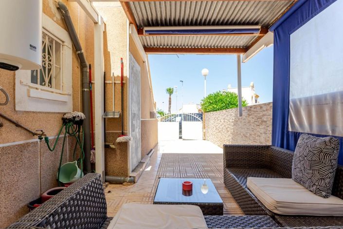 Image No.30-2 Bed House for sale