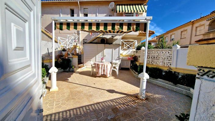 Image No.12-2 Bed Bungalow for sale