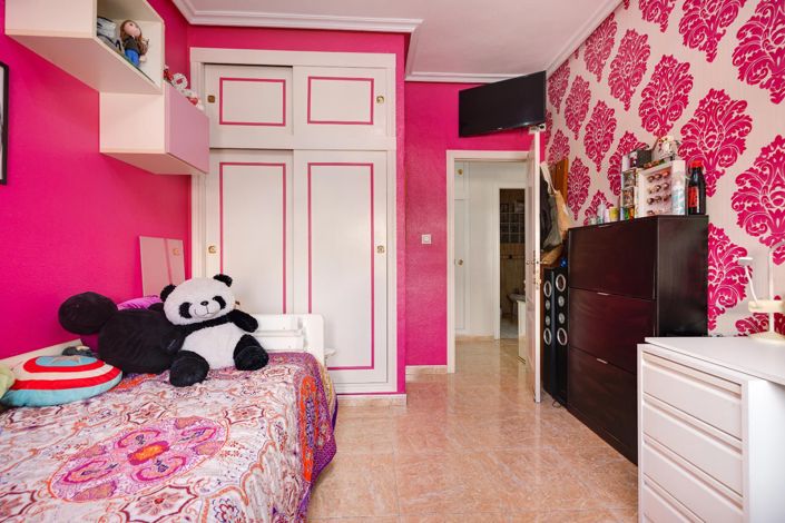 Image No.31-5 Bed Apartment for sale