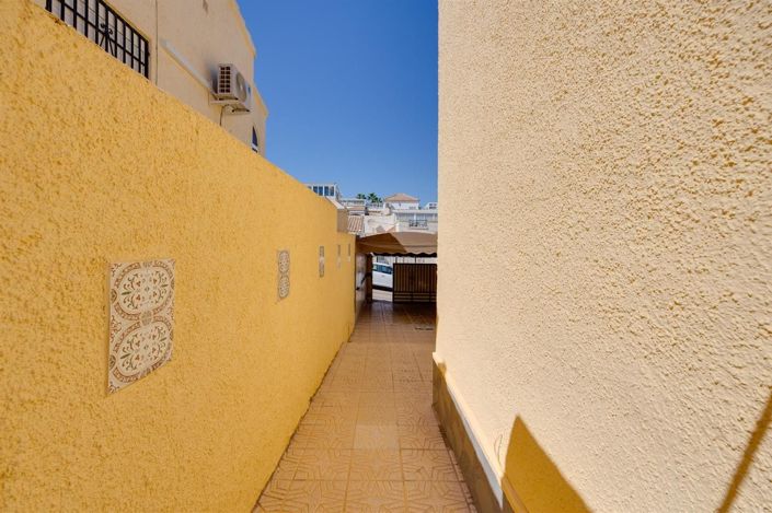 Image No.29-3 Bed Villa for sale