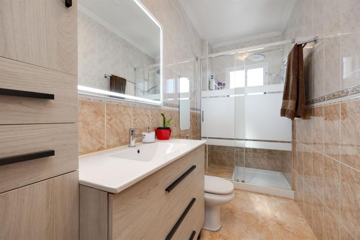 Image No.7-Villa de 2 chambres à vendre à Torrevieja