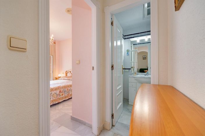 Image No.25-1 Bed Apartment for sale