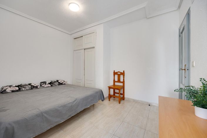 Image No.16-2 Bed Apartment for sale