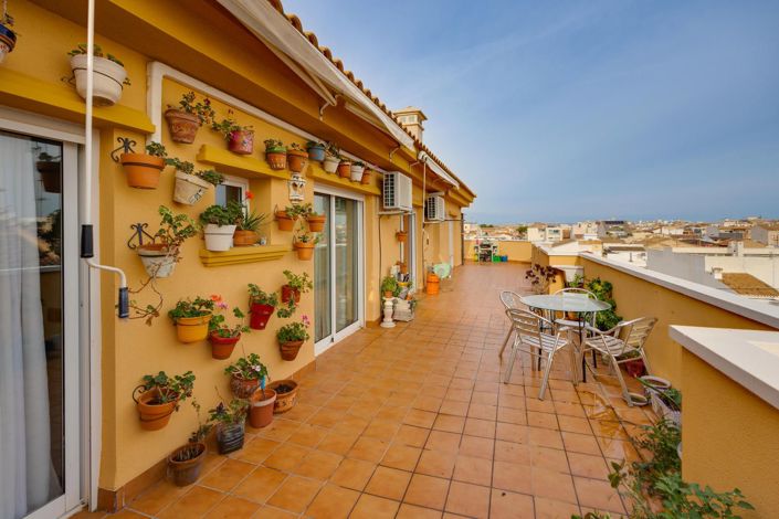 Image No.1-3 Bed Penthouse for sale