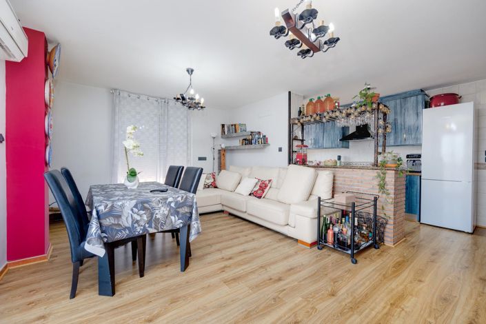 Image No.16-3 Bed Penthouse for sale