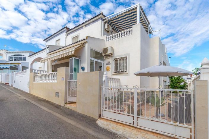 Image No.1-Maison de 3 chambres à vendre à Torrevieja