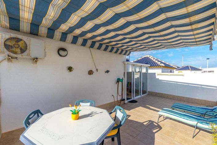 Image No.27-3 Bed House for sale