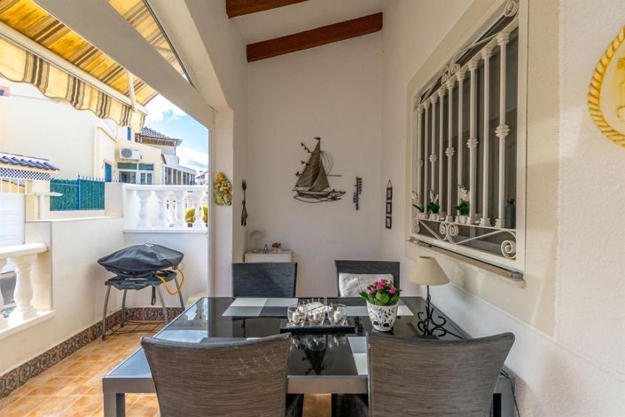 Image No.3-3 Bed House for sale