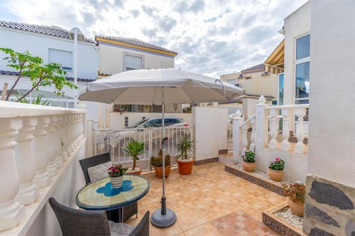 Image No.34-3 Bed House for sale