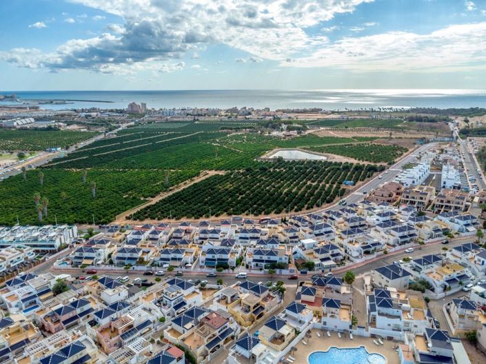 Image No.7-3 Bed House for sale