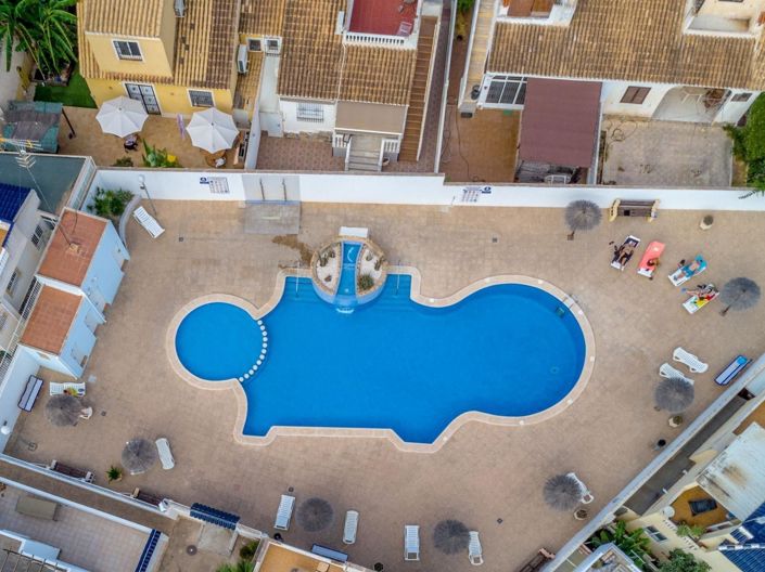 Image No.9-3 Bed House for sale