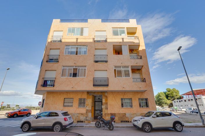 Image No.1-3 Bed Penthouse for sale