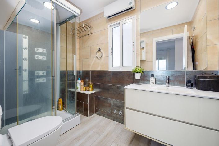 Image No.27-3 Bed Penthouse for sale