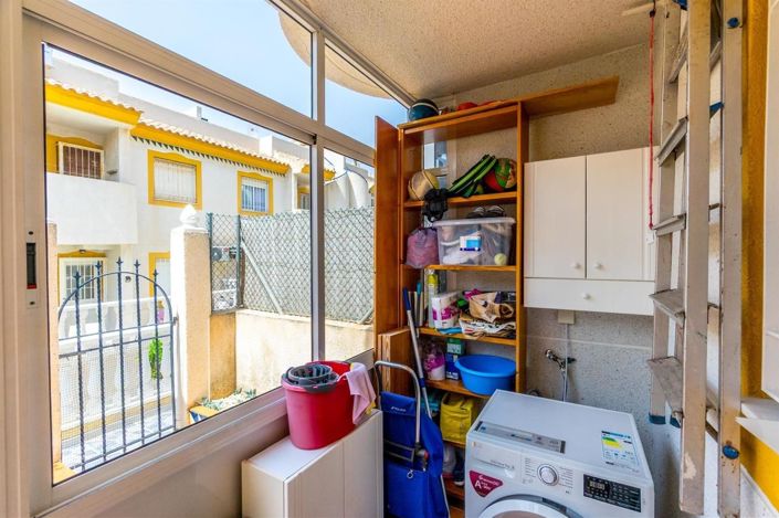 Image No.15-2 Bed Bungalow for sale