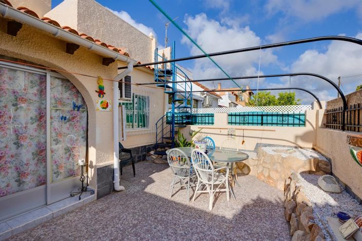 Image No.3-2 Bed House for sale