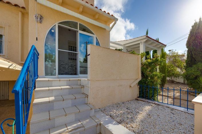 Image No.35-2 Bed House for sale