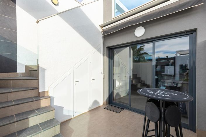 Image No.22-2 Bed Bungalow for sale